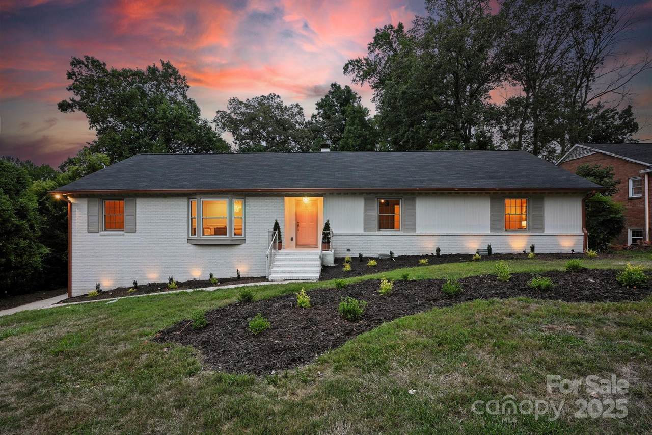 710 Peranna Place - Photo 1