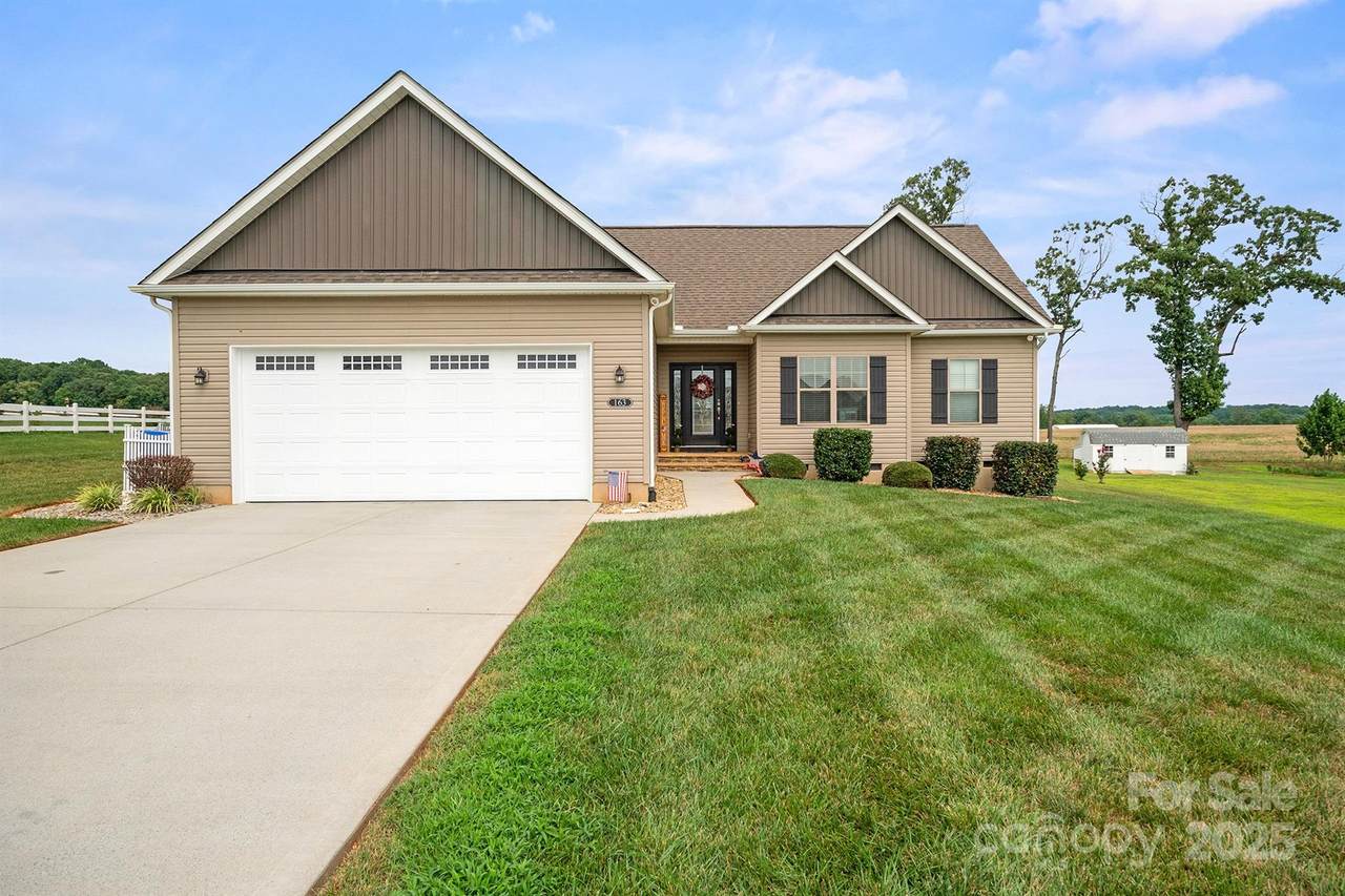 163 Castle Pines Lane - Photo 1