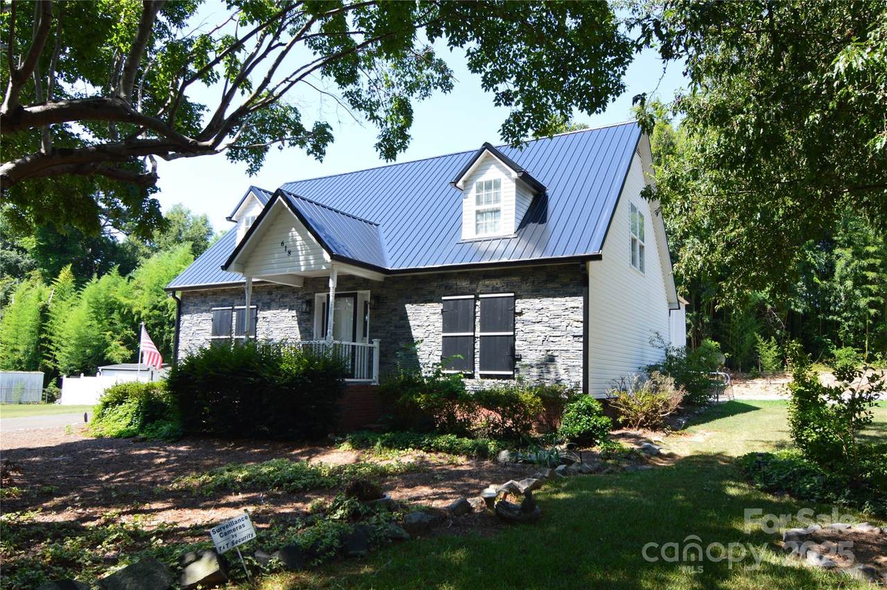 618 Camp Rotary Road - Photo 1