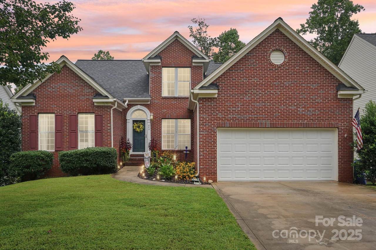 202 Winterbell Drive - Photo 1