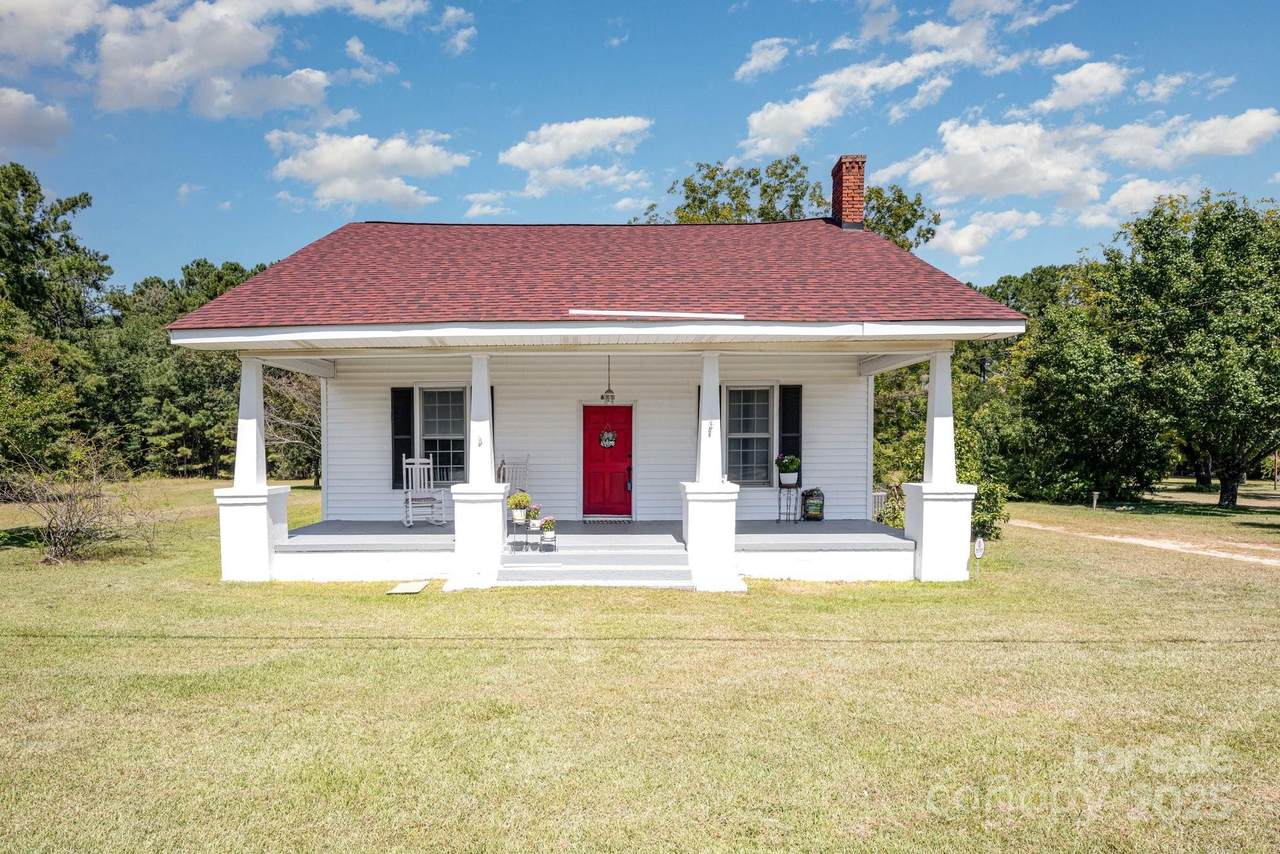 6963 Kershaw Camden Highway - Photo 1