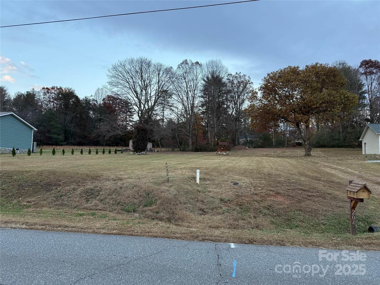 204 Vfw Road - Photo 1