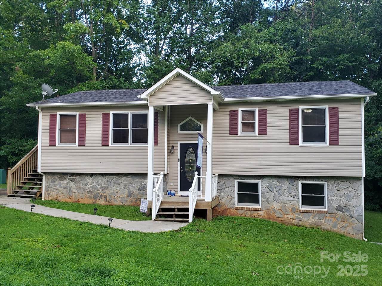 134 Millard Lane - Photo 1