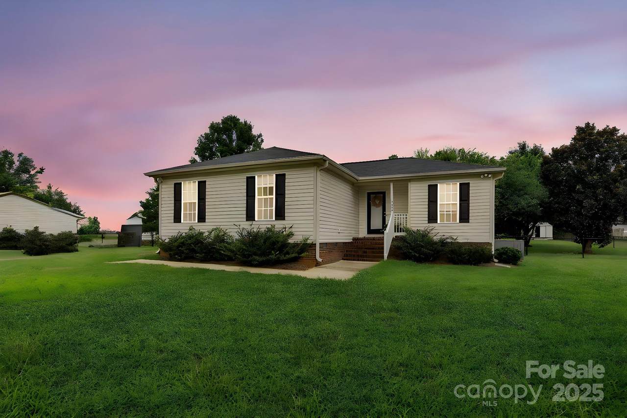 4604 Hopewood Drive - Photo 1