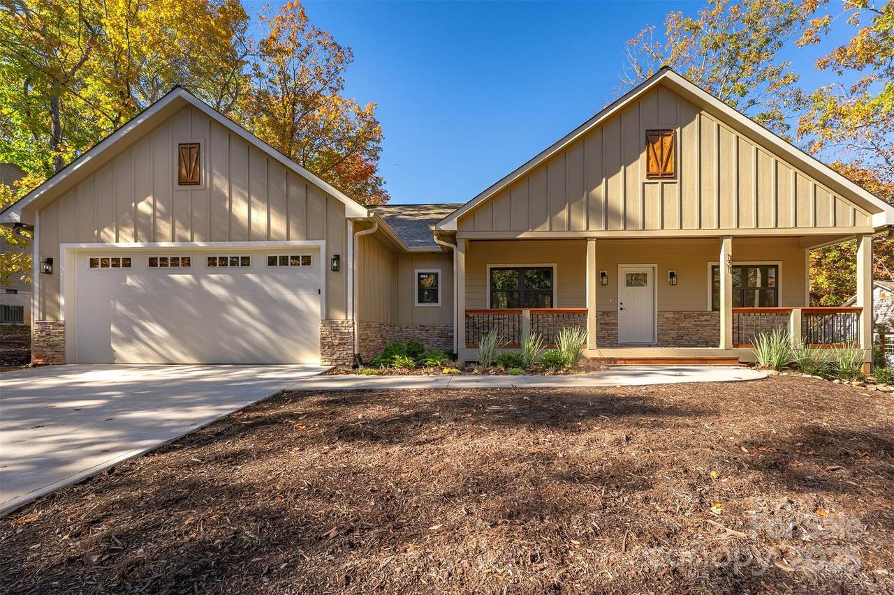 131 Dalton Court - Photo 1