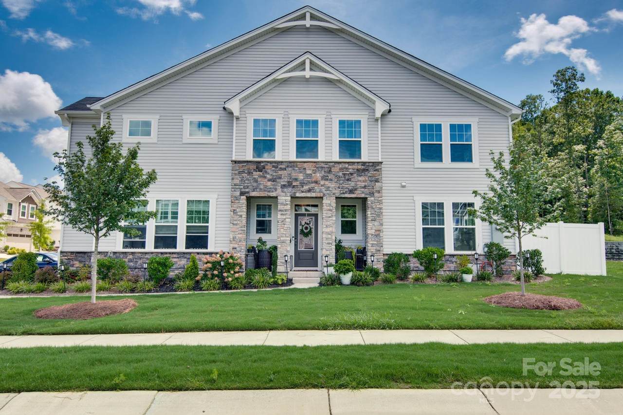 3806 Amalia Place - Photo 1