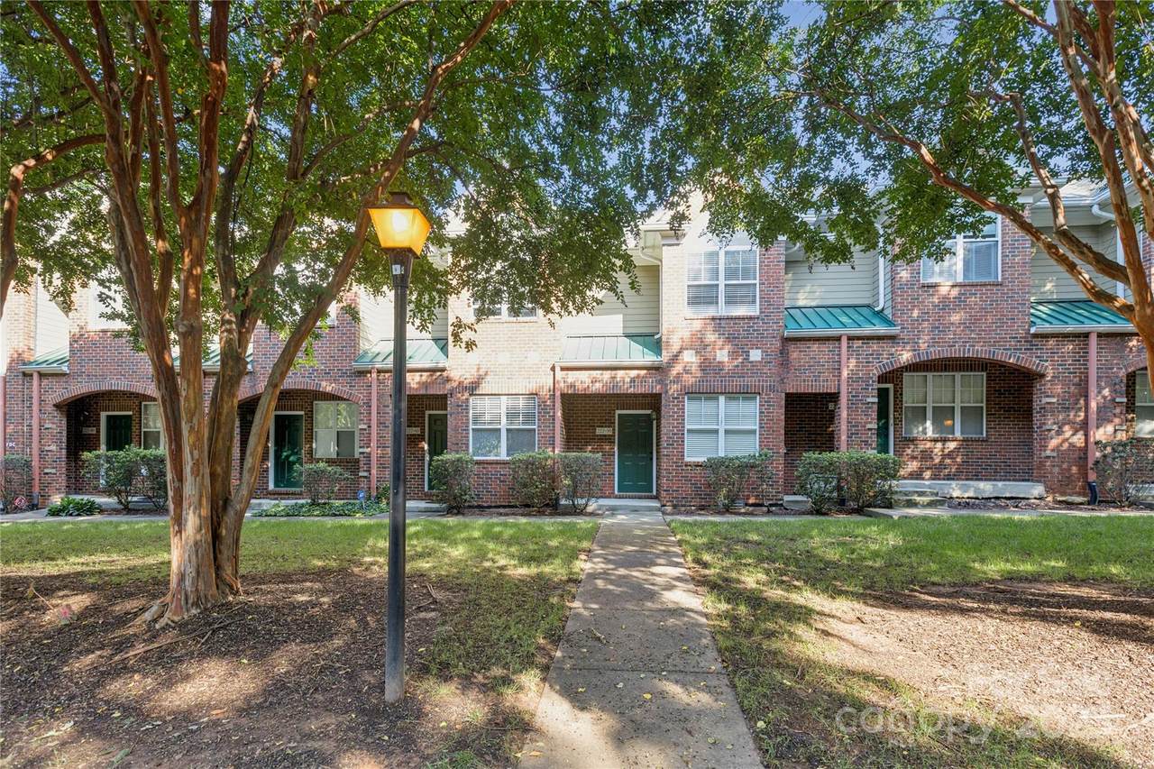 222-50 Torrence Street - Photo 1