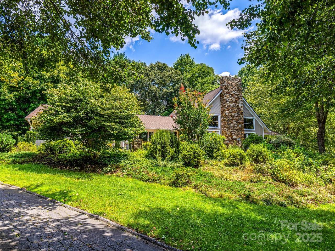 440 Rickel Drive - Photo 1
