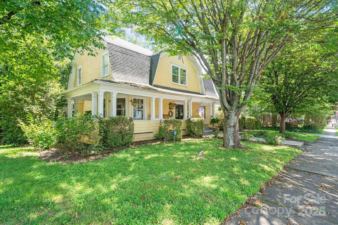 506 Main Street - Photo 1