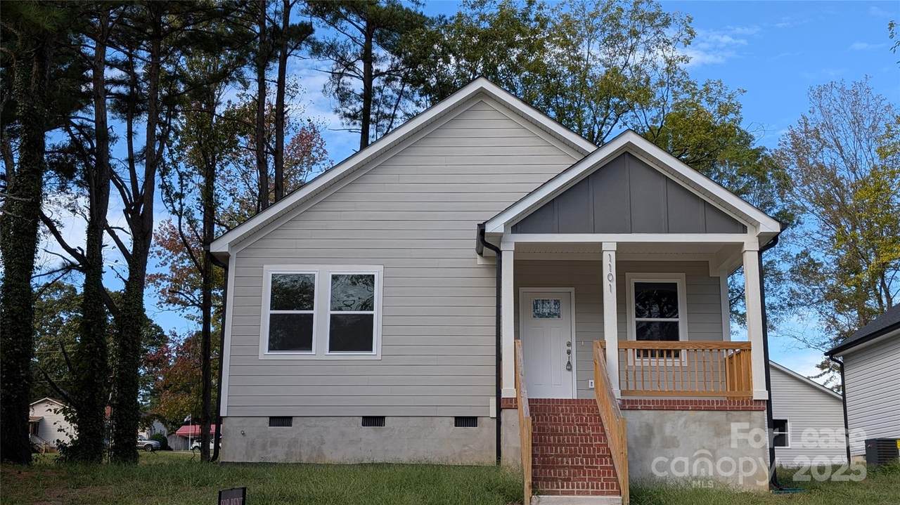 1101 Kenly Street - Photo 1