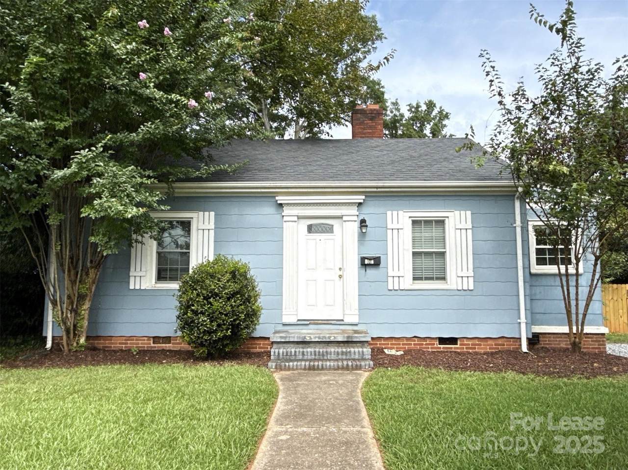 3017 Hudson Street - Photo 1