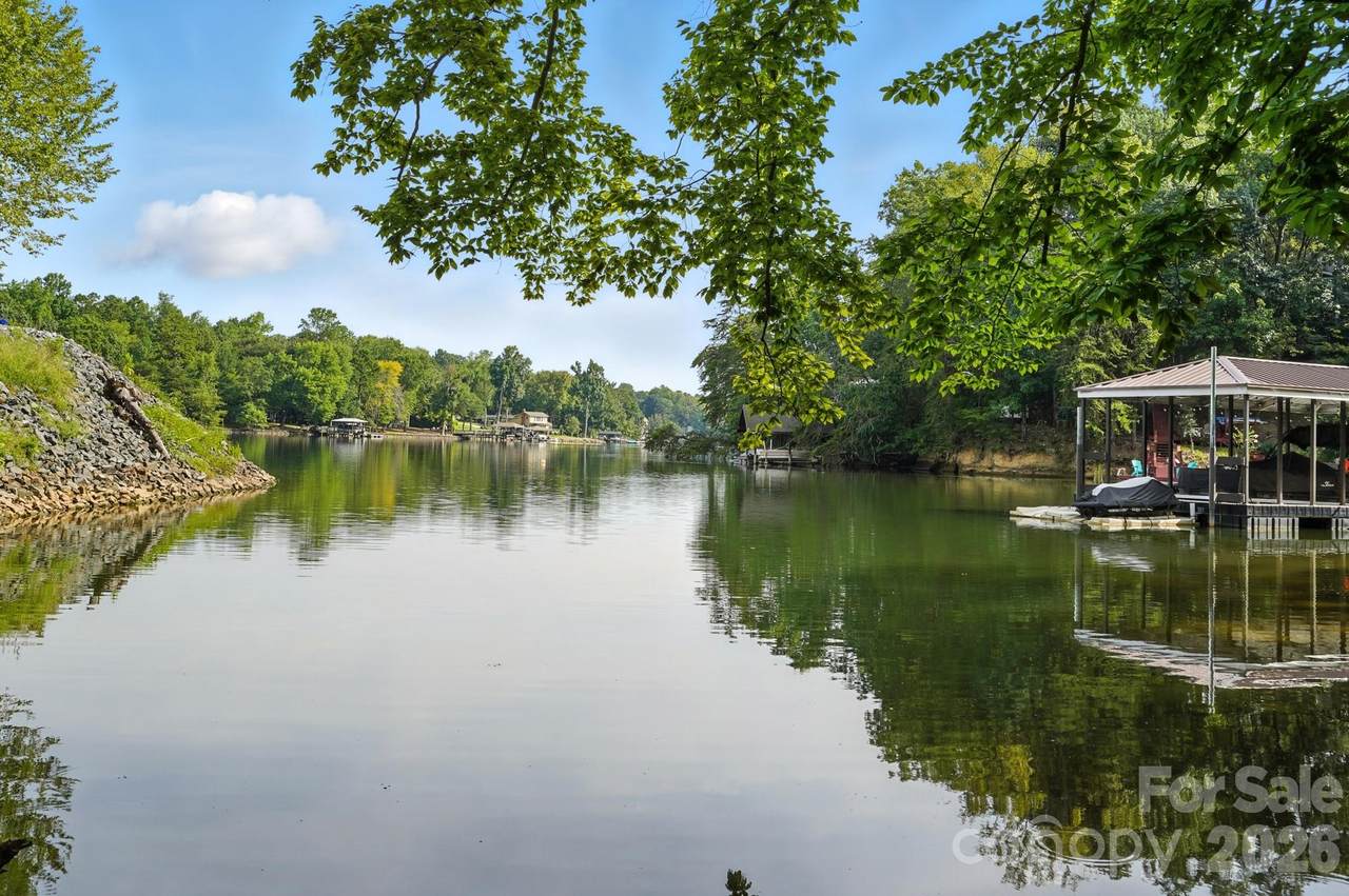 29010 Silver Fox Drive - Photo 1