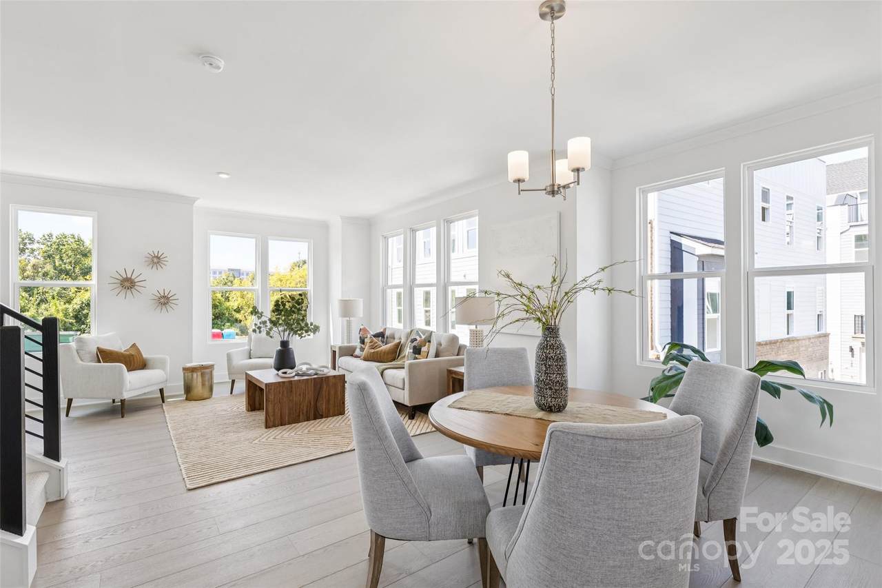 1115 Kokomo Lane - Photo 1