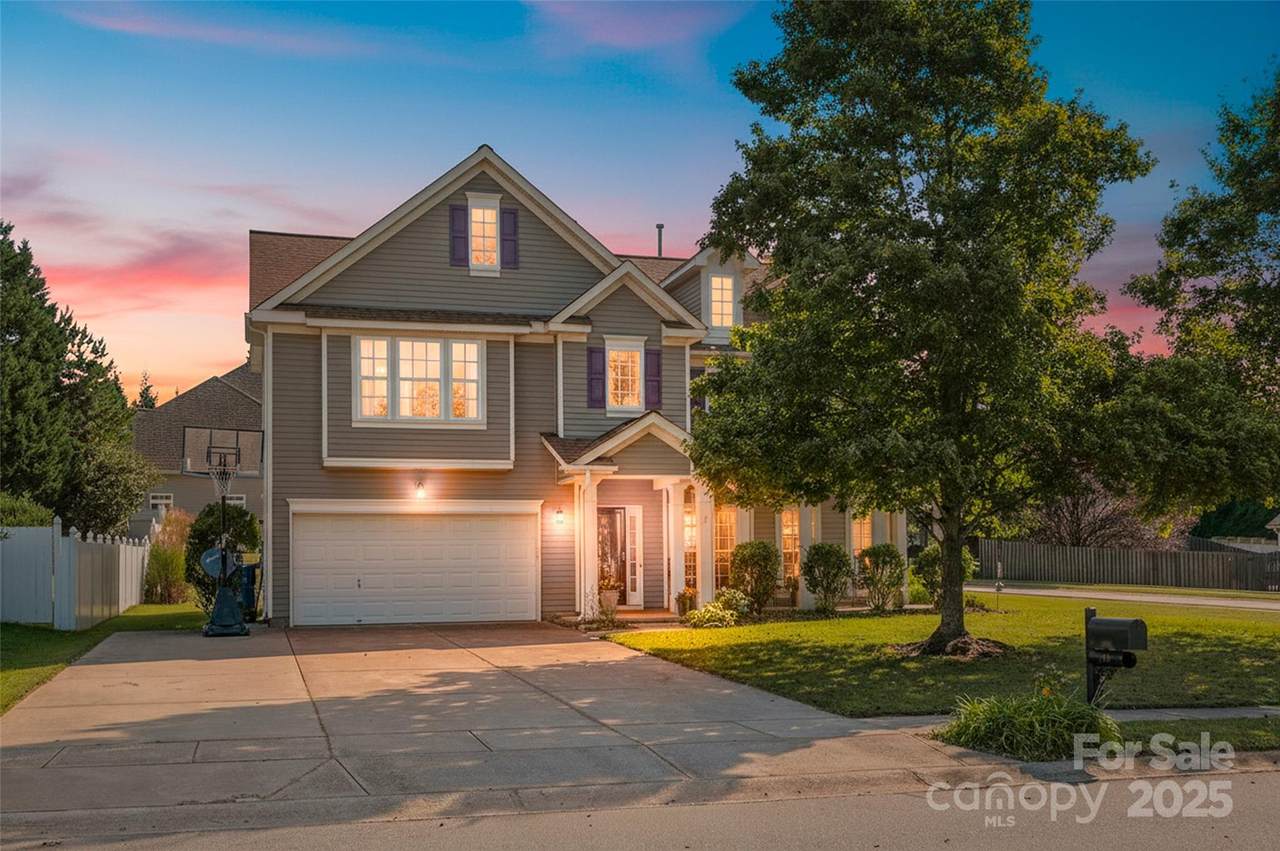 210 Golden Valley Drive - Photo 1