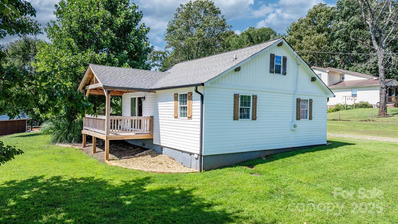 4921 Mccall Town Road - Photo 1