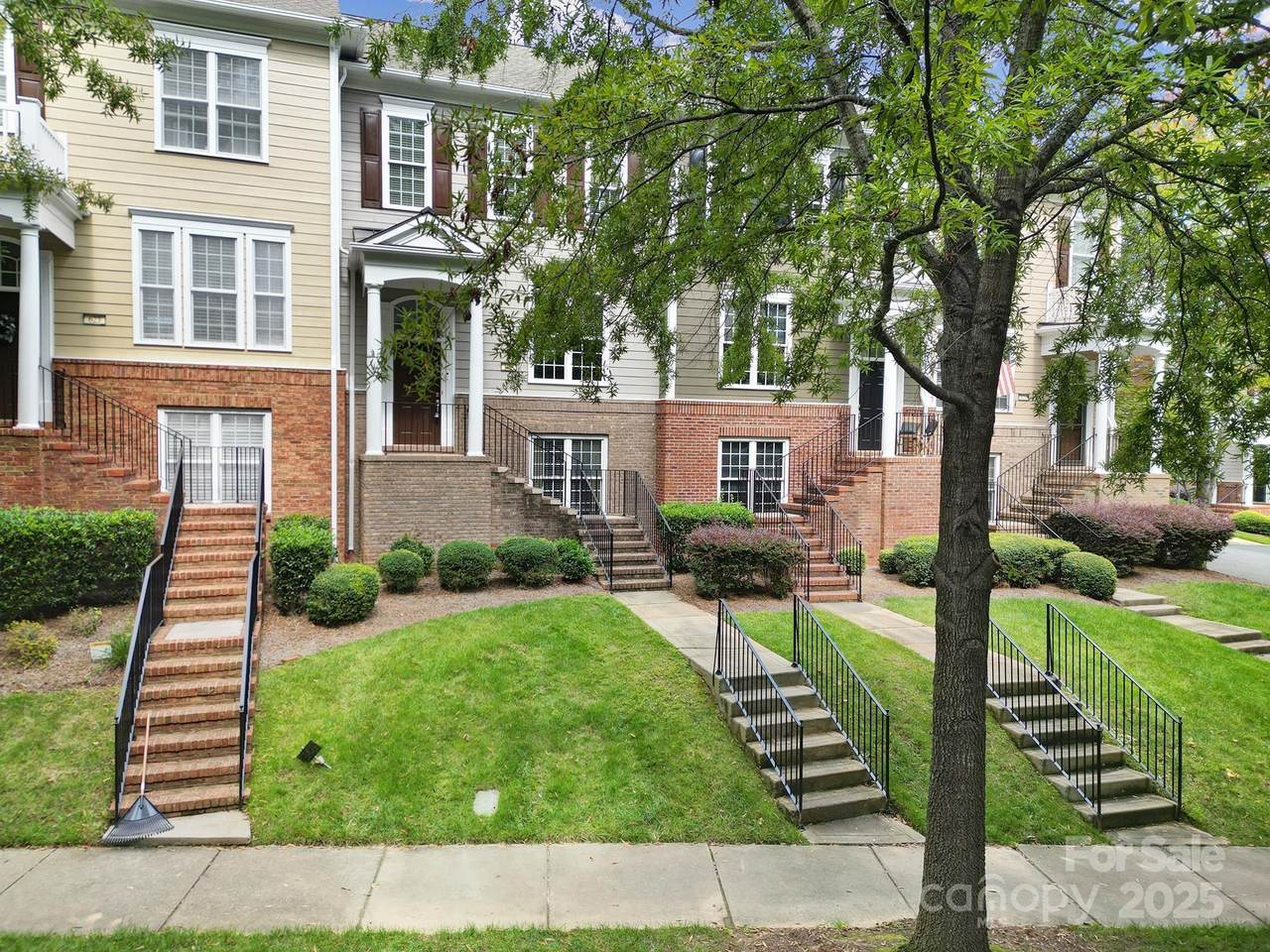 625 Sixth Baxter Crossing - Photo 1