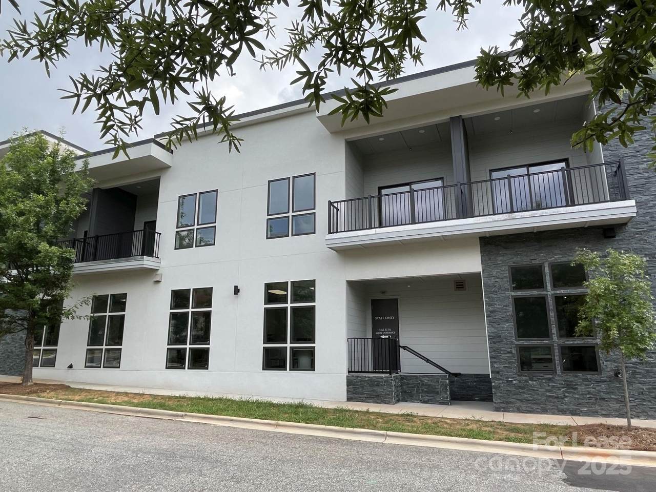 19546 Greentree Way - Photo 1