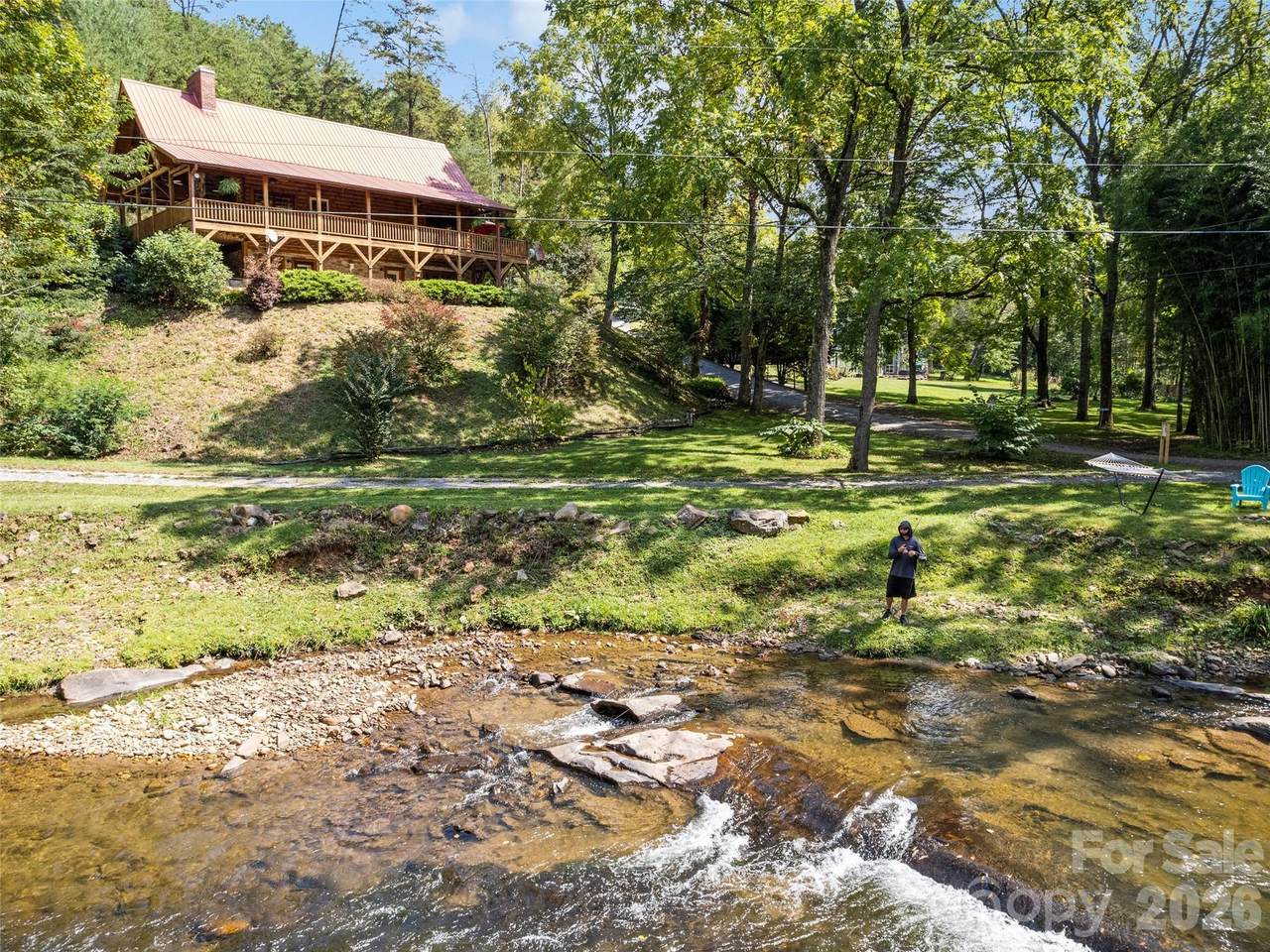 648 Suntrace Circle - Photo 1