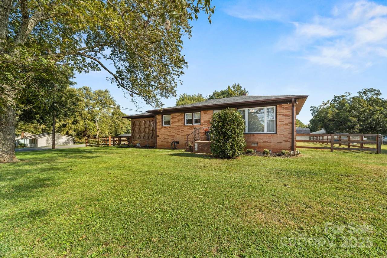 2244 Old Hickory Grove Road - Photo 1