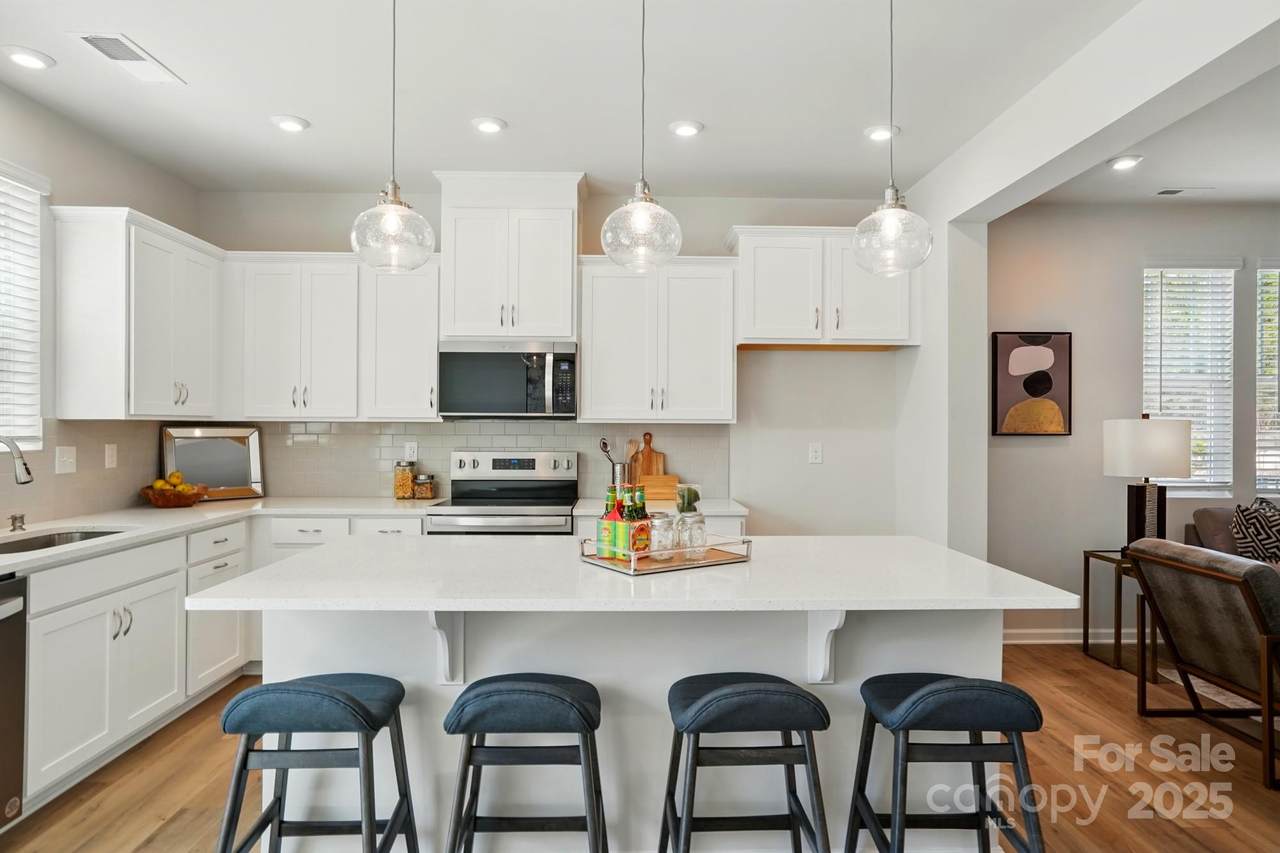 645 Cassidy Court - Photo 1