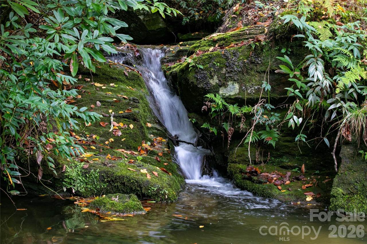 https://bt-photos.global.ssl.fastly.net/cmls/1280_boomver_2_4307583-1.jpg