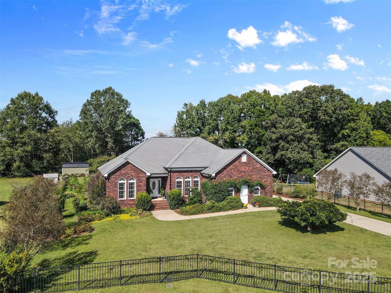 17427 Purser Drive - Photo 1