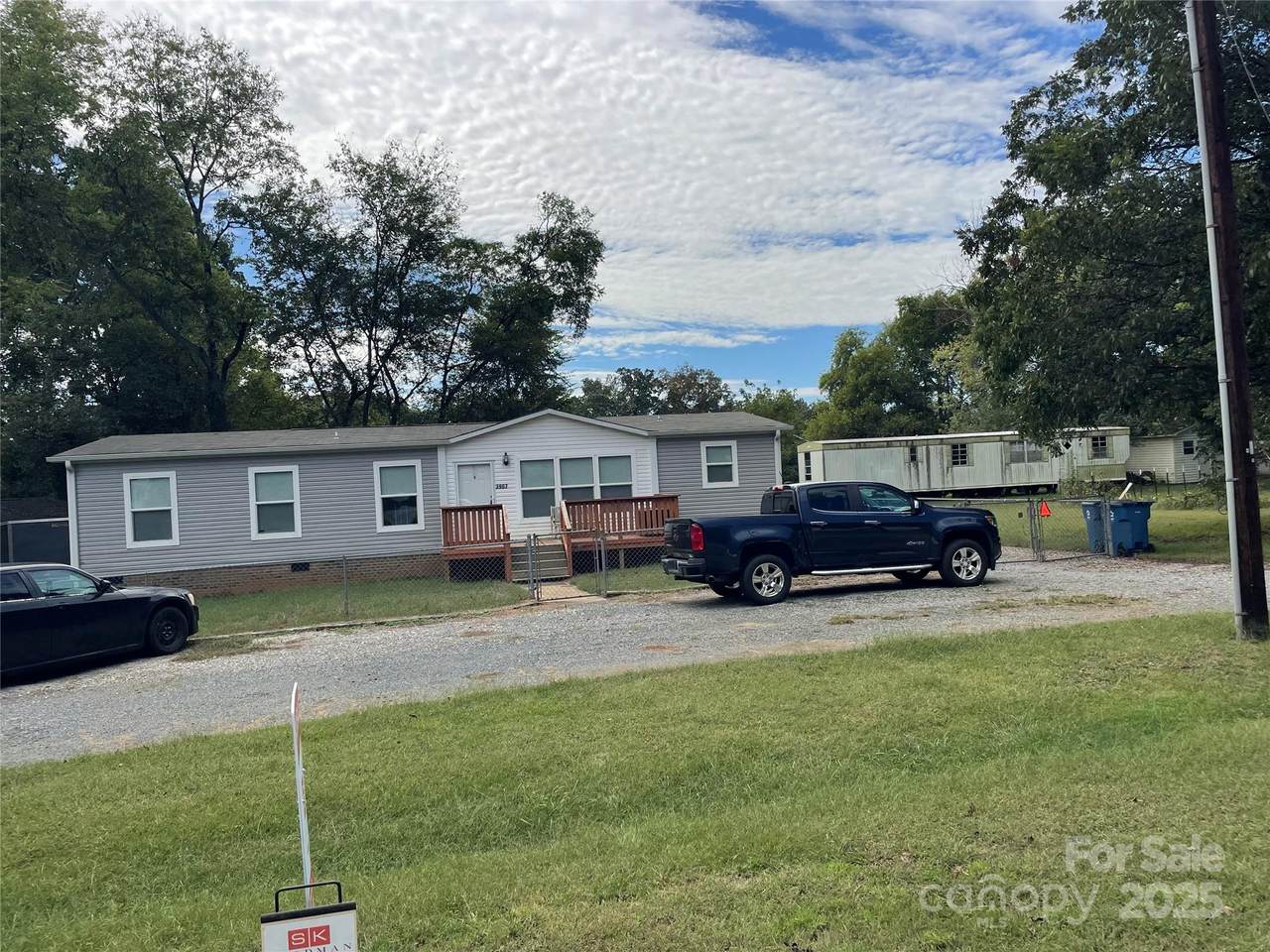 3907 Melissa Drive - Photo 1