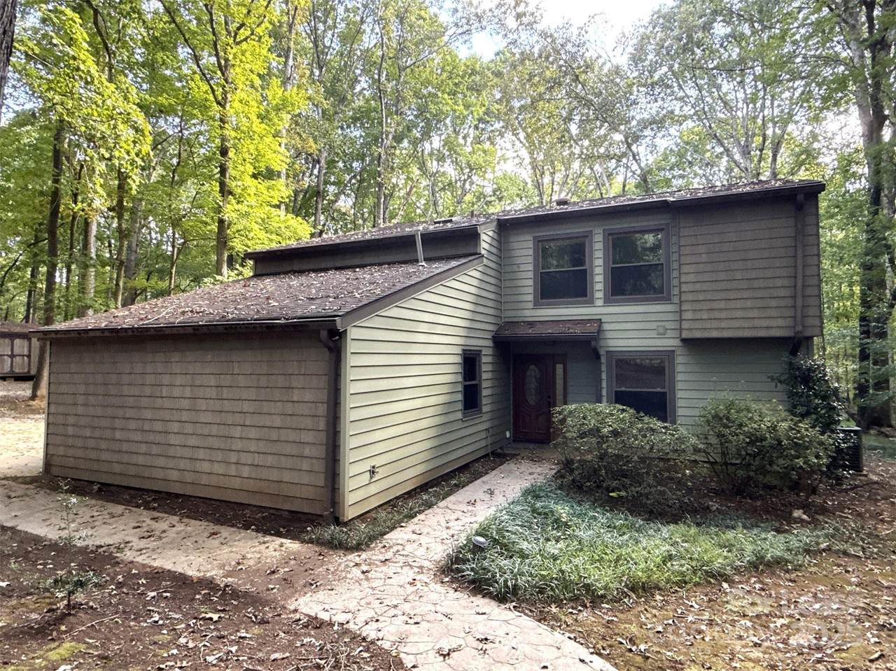 217 Raintree Drive - Photo 1