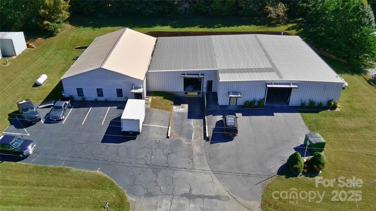 190 Joshua Court - Photo 1