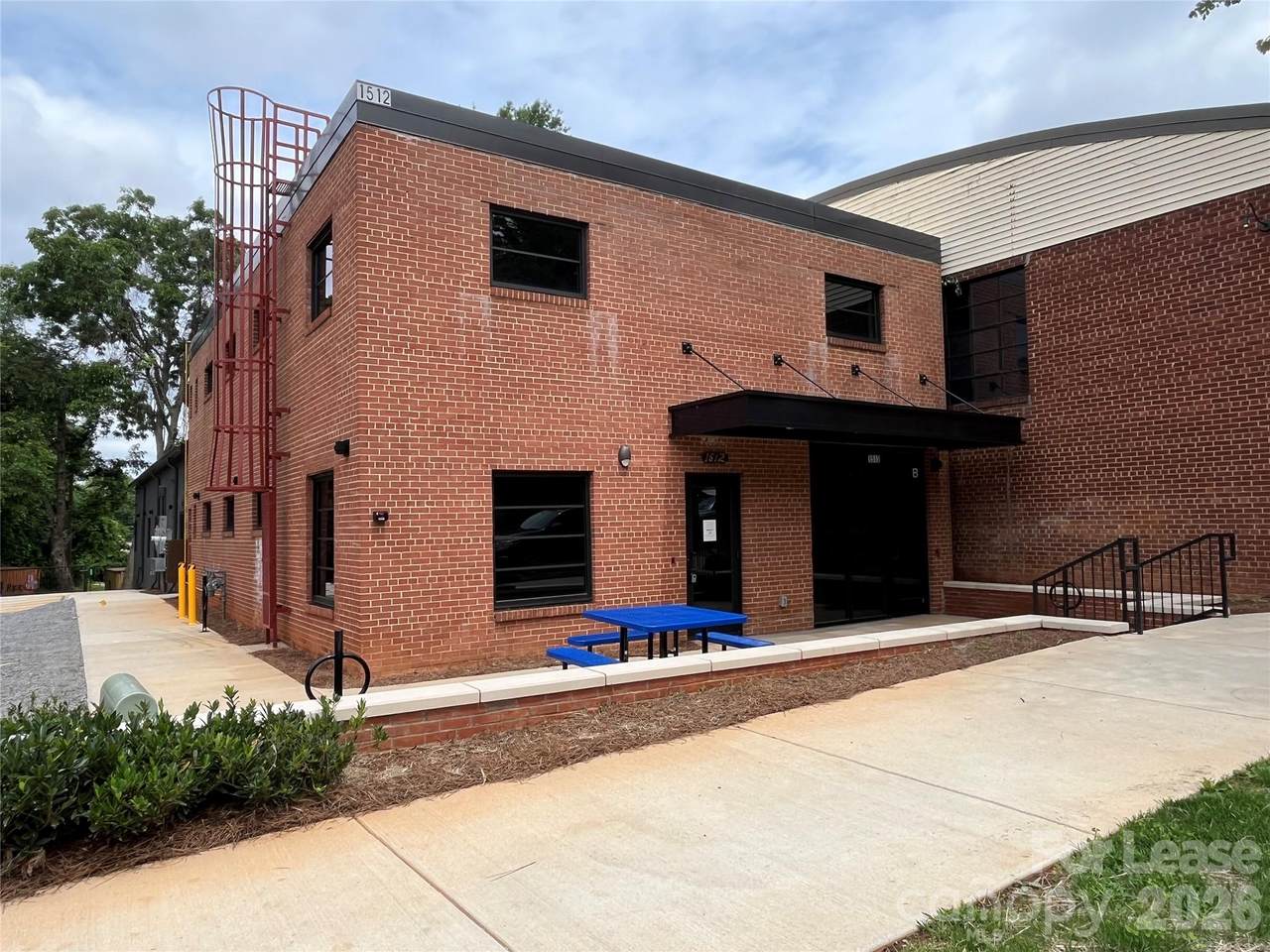 1512 Southwood Avenue - Photo 1