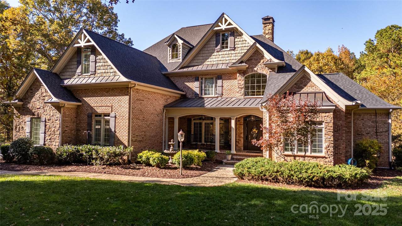 1427 Merrimont Avenue - Photo 1