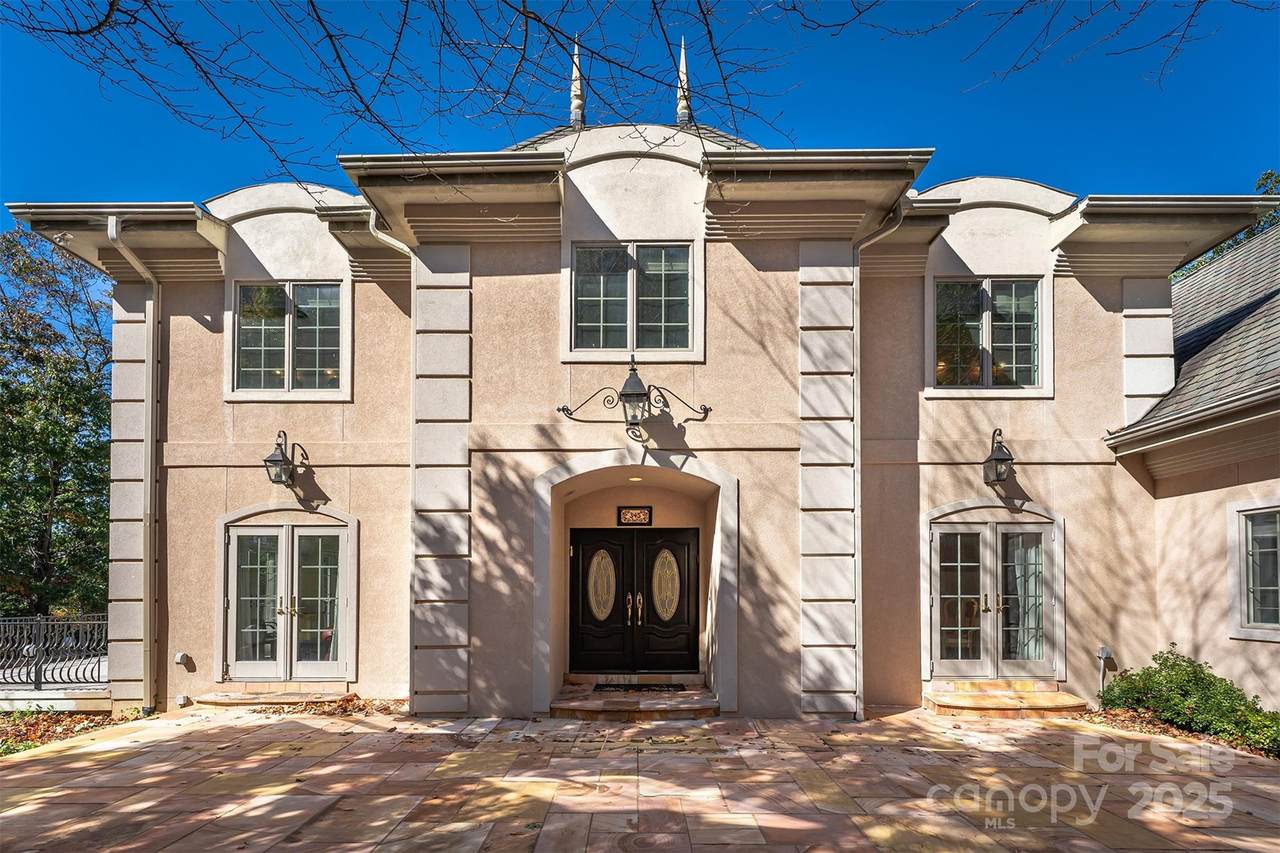 345 Hawks Nest Trail - Photo 1