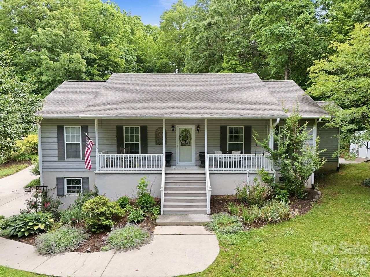 124 Lytle Cove Road - Photo 1