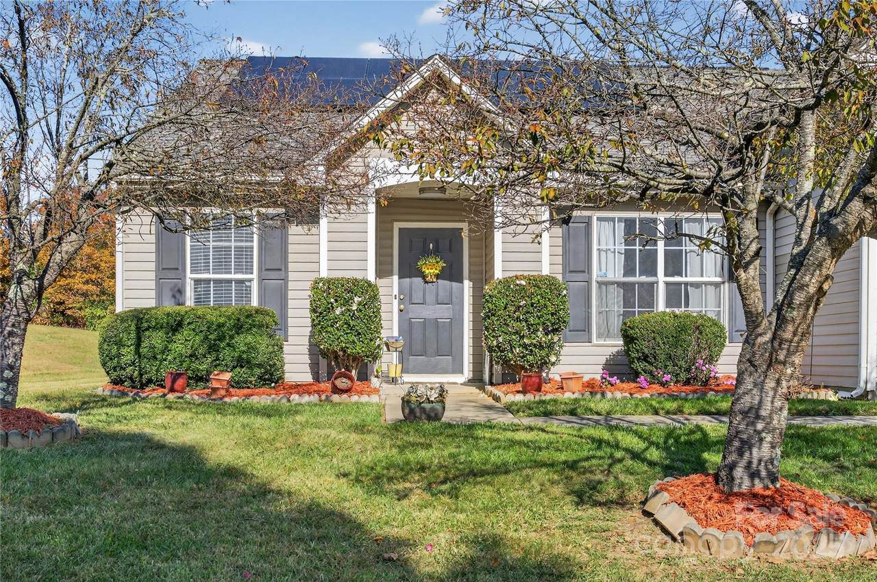 3219 Alderpoint Lane - Photo 1