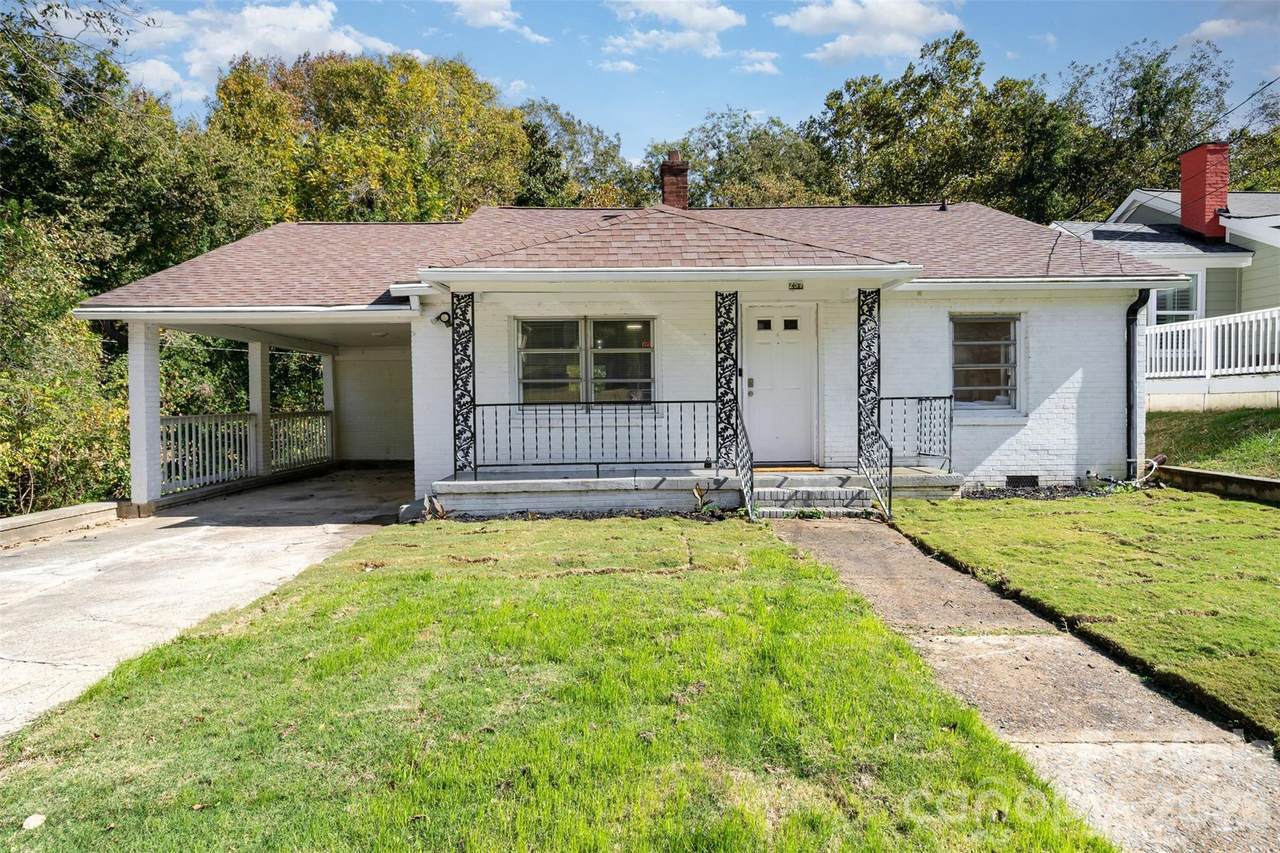 257 Broad Drive - Photo 1
