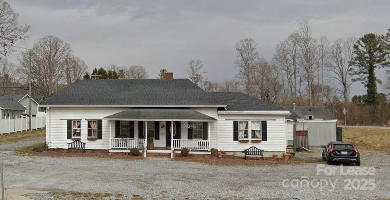 1596 Greenville Highway - Photo 1