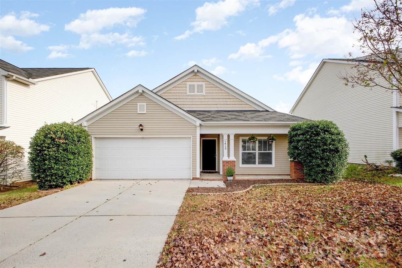 1412 Ladora Drive - Photo 1