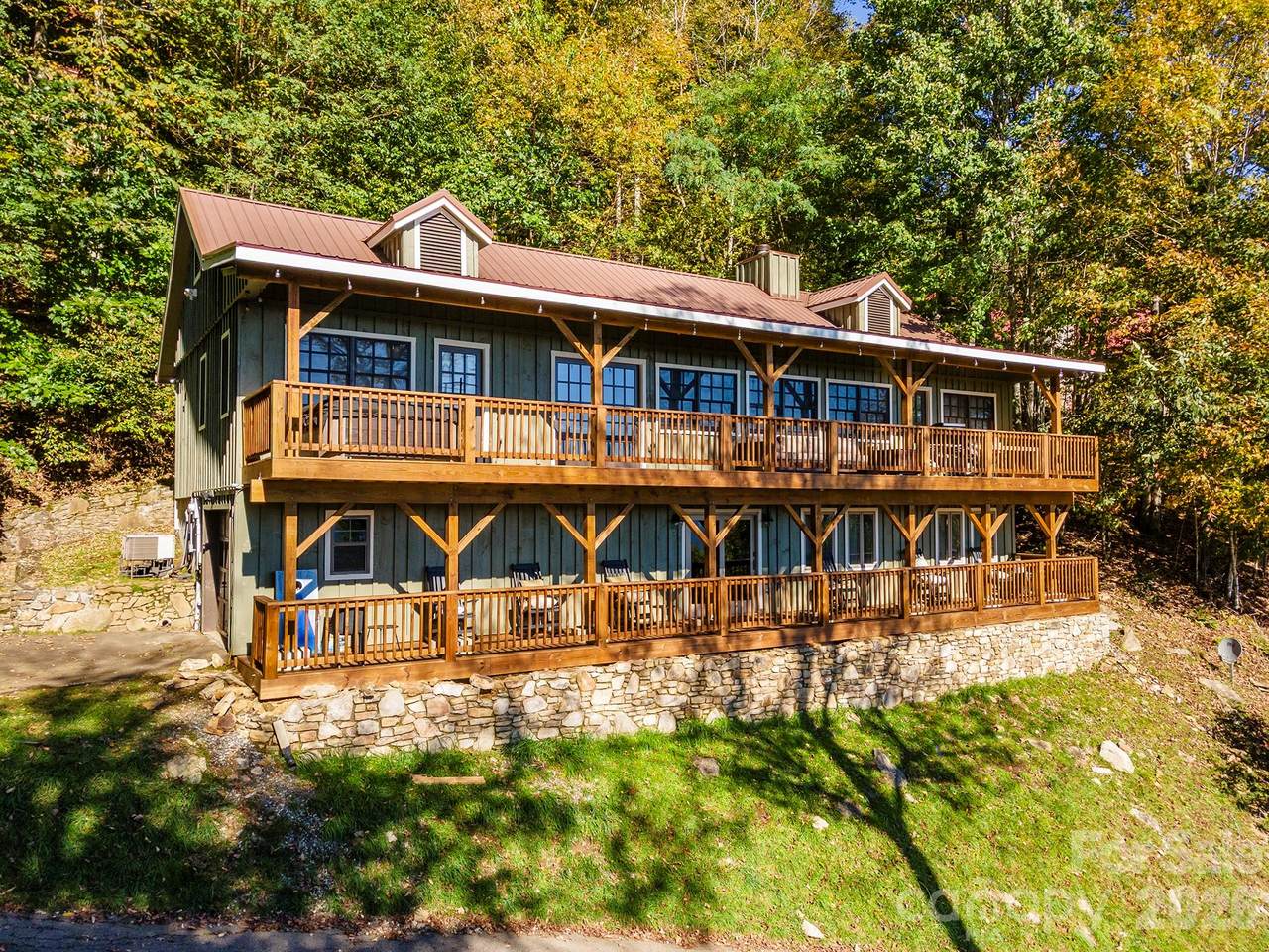 322 Goldenleaf Road - Photo 1