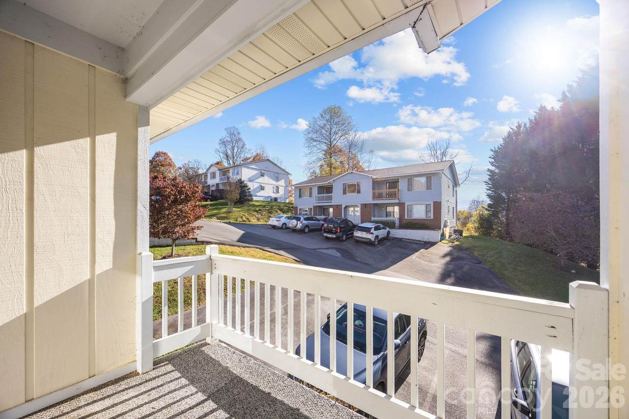 43 Nazarene Way - Photo 1