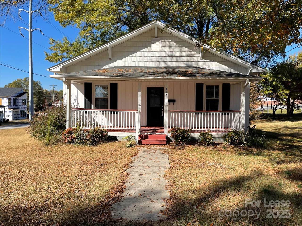 312 Chestnut Street - Photo 1