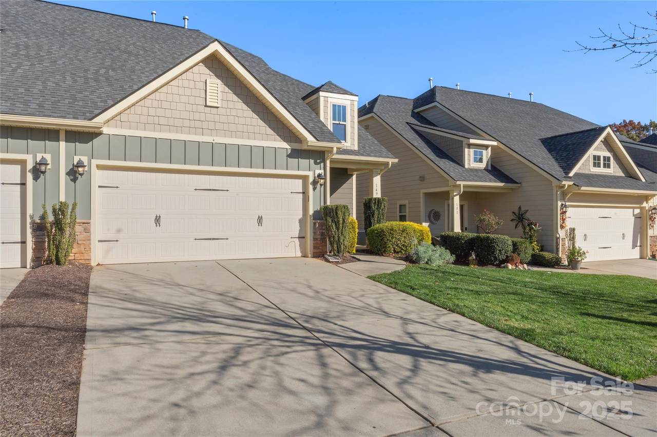 149 Martingale Avenue - Photo 1