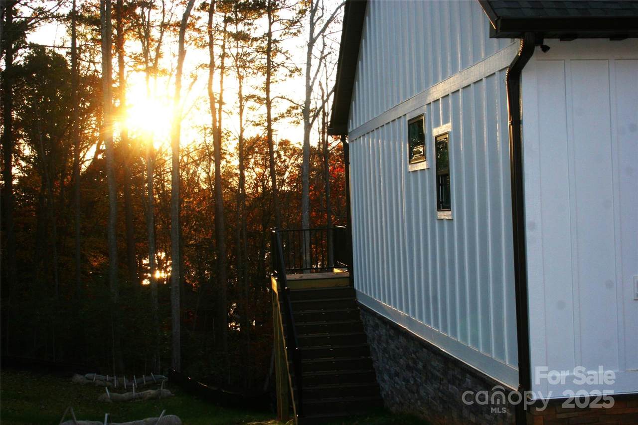 https://bt-photos.global.ssl.fastly.net/cmls/1280_boomver_2_4322703-1.jpg