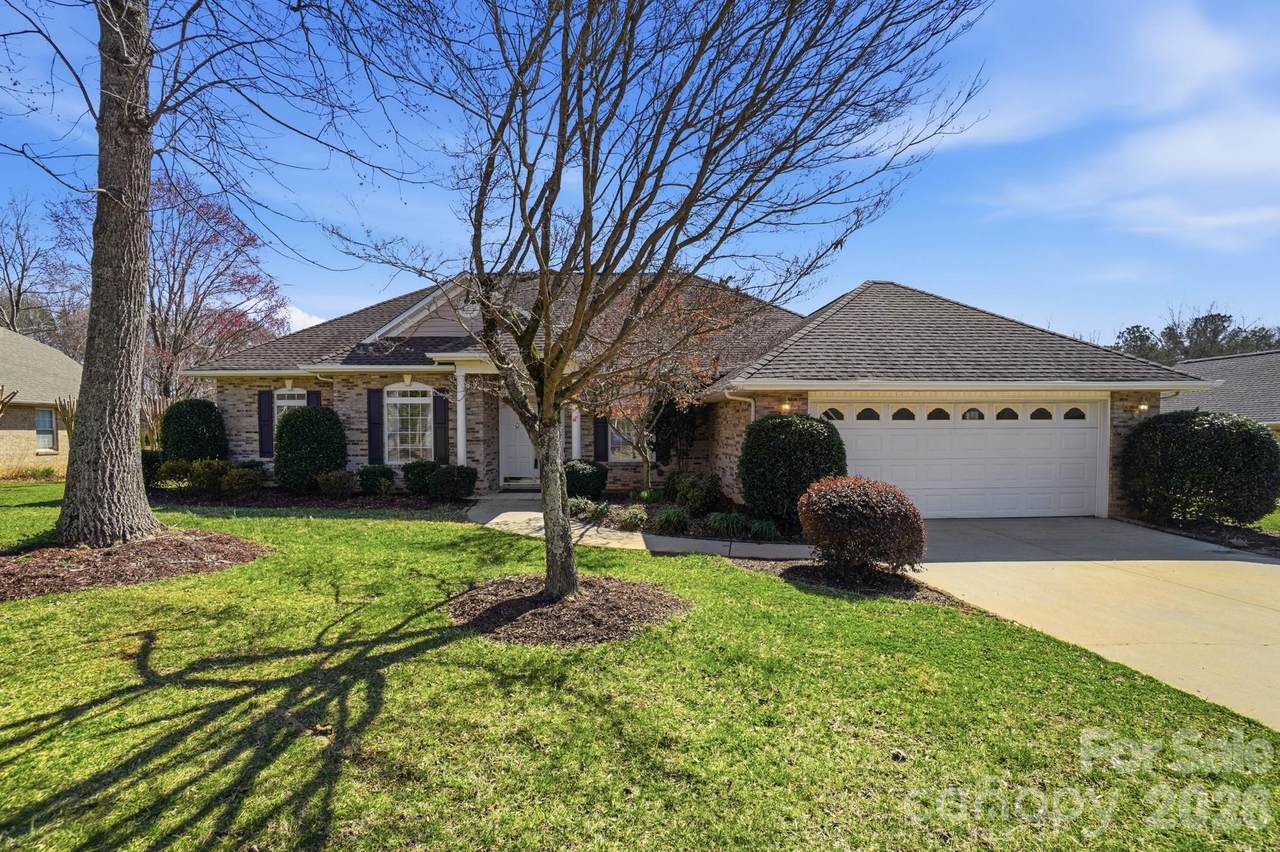 1855 Cameron Heights Circle - Photo 1