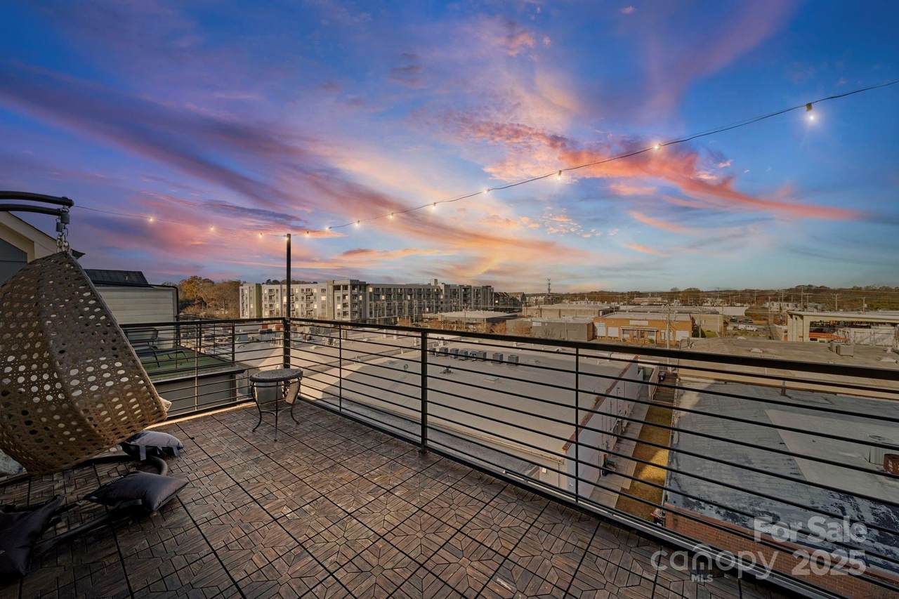 2813 Grand Union Way - Photo 1