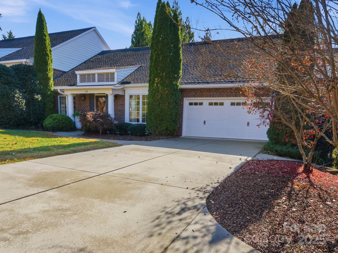 169 42nd Avenue Drive - Photo 1