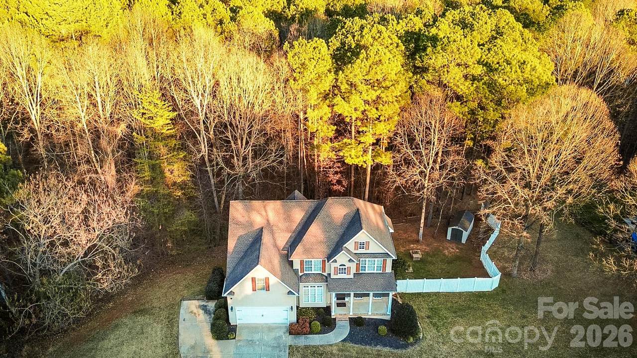 214 Harbor Landing Drive - Photo 1