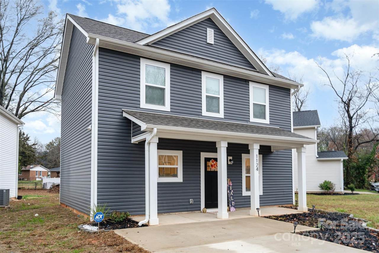 1124 Thayer Glen Court - Photo 1