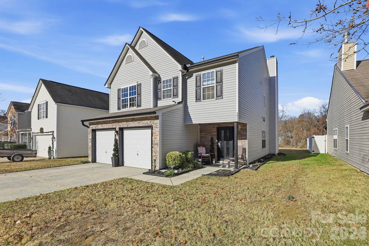 5825 Brookfield Pointe Drive - Photo 1