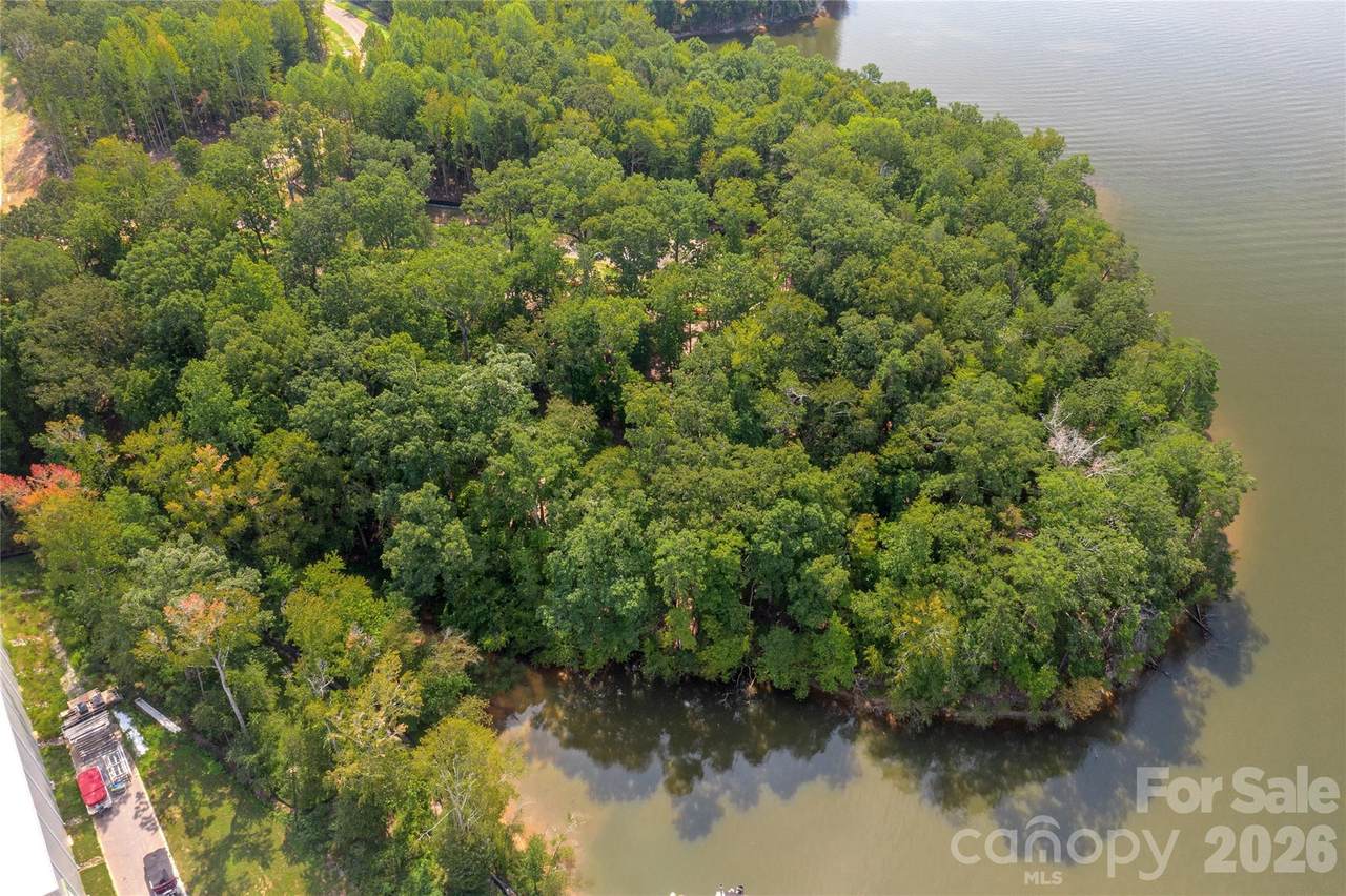 902 Osprey Bluff Court - Photo 1