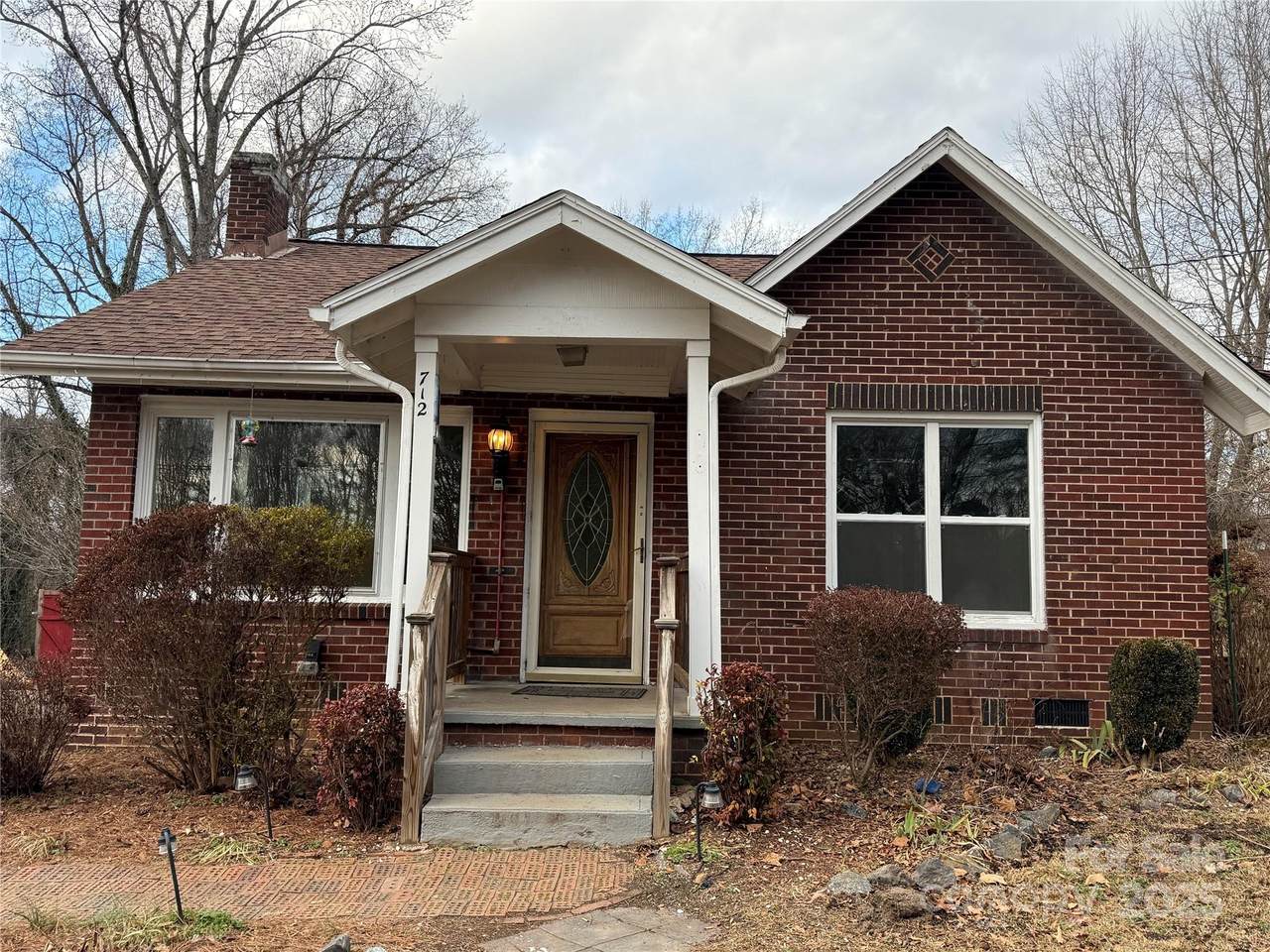 712 Griffin Avenue - Photo 1